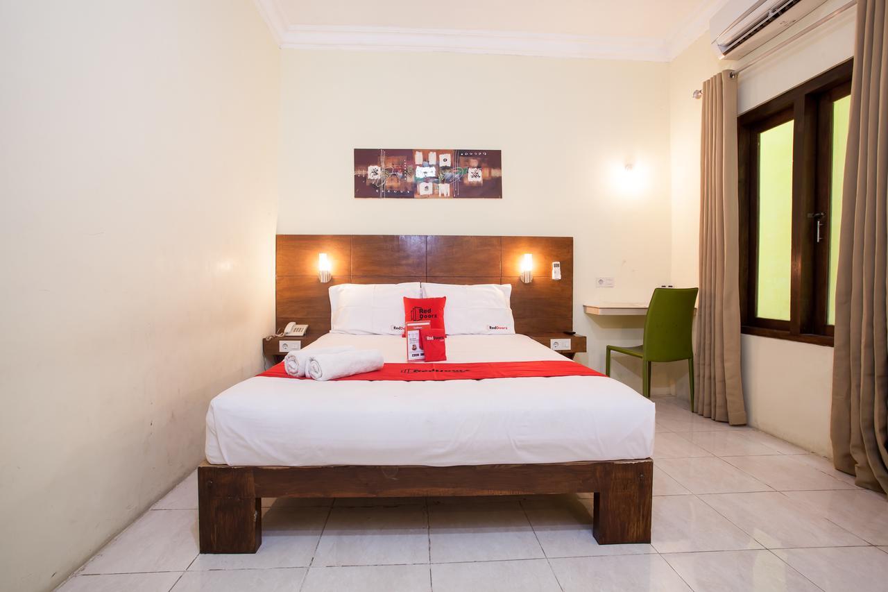 Reddoorz Near Marvel City Mall Wonotjolo Exteriör bild